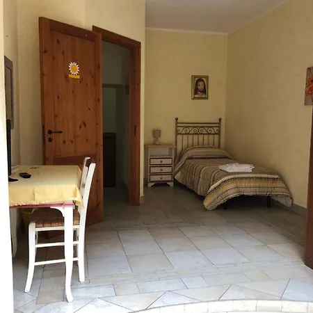 Alojamento de Acomodação e Pequeno-almoço Candido Vacanze Modica