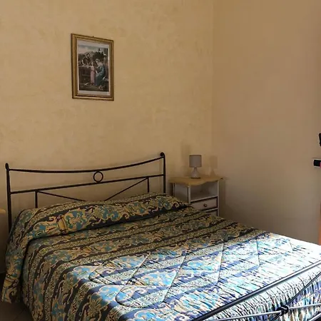 Candido Vacanze Bed & Breakfast