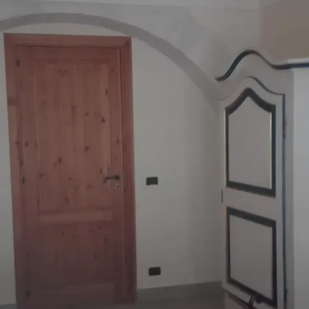 Alojamento de Acomodação e Pequeno-almoço Candido Vacanze 2*